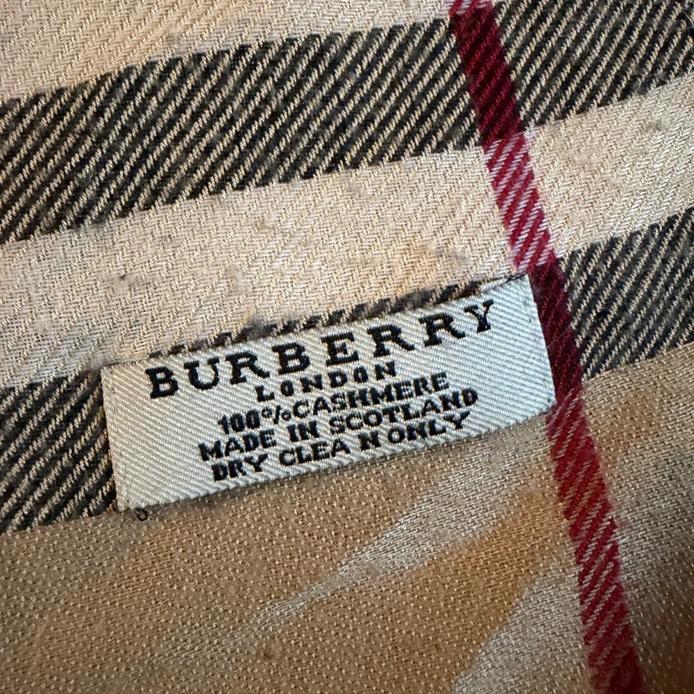 Burberry Cashmere Scarf Authentic nova Check Winter Beige Scarf 68X27 - Picture 3 of 12